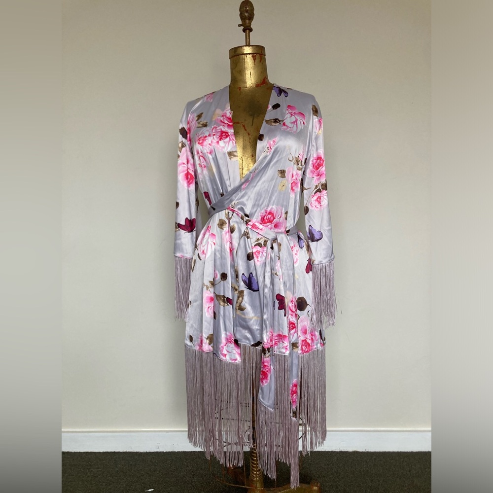 Victoria secret nwt never worn satin robe